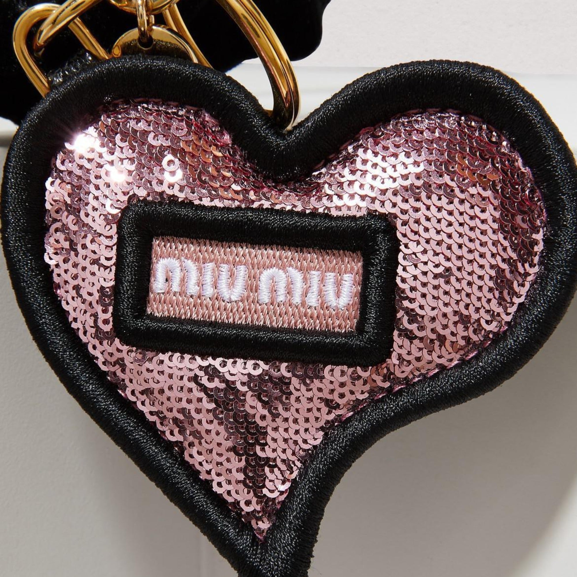 Miu Miu Trick in Pelle Rosa Pink Sequined Heart Key Ring