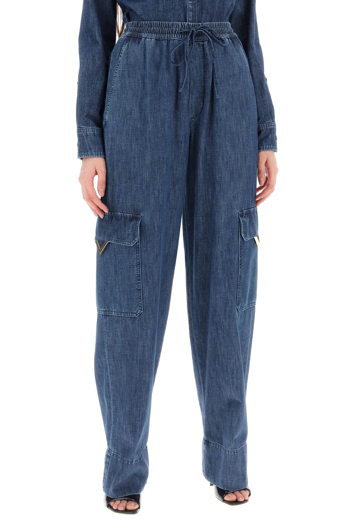 Valentino garavani cargo jeans in chambray denim