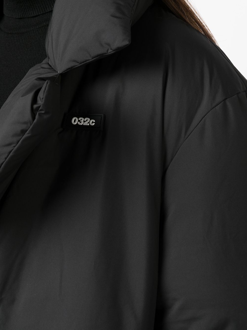 032C Coats Black