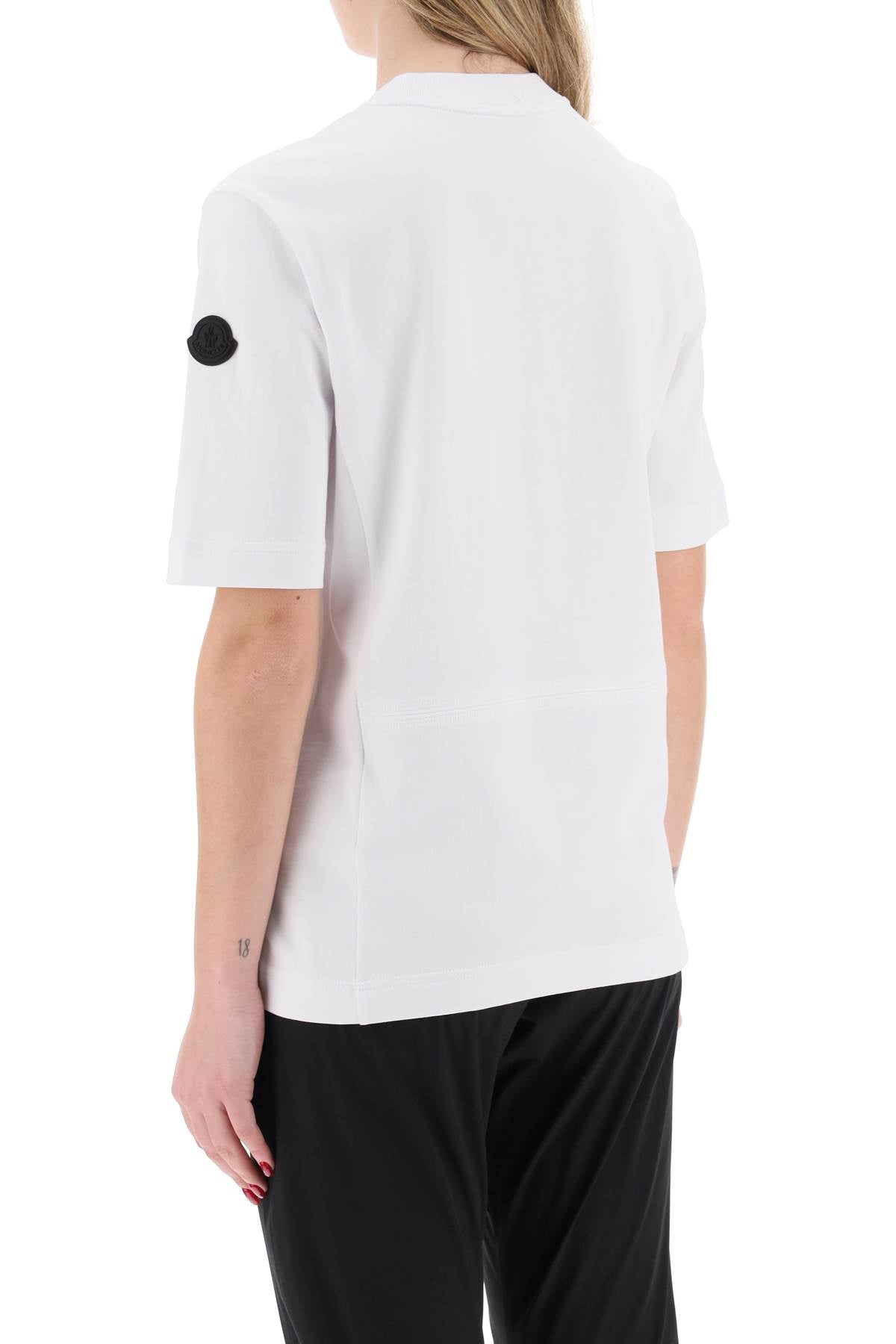 Moncler basic embossed logo t-shirt