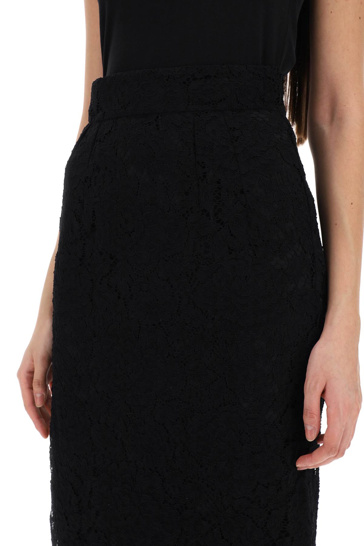 Dolce & gabbana lace pencil skirt with tube silhouette